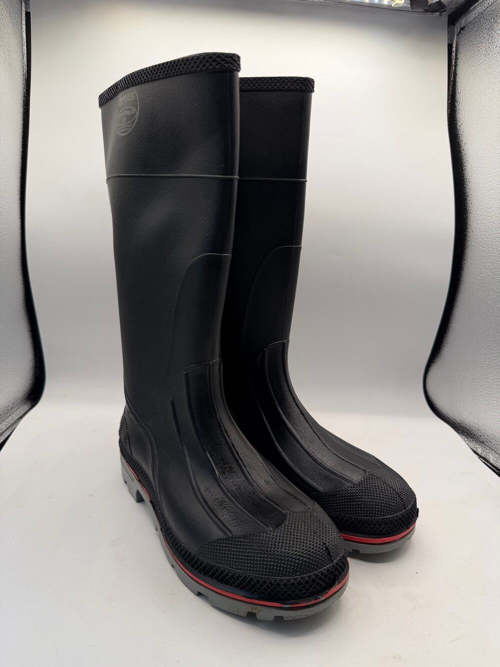 Servus Men Size 10 Rubber Work Boots ASTM F2892-18 EH Waterproof Rain Boots